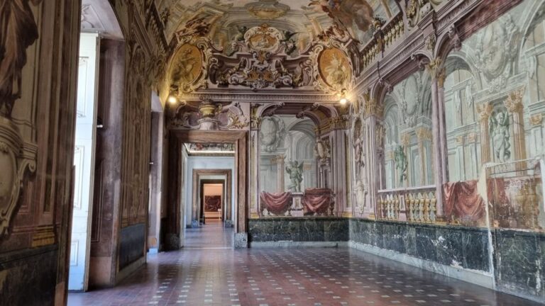 Portici: Guided Walking Tour of Royal Palace of Portici