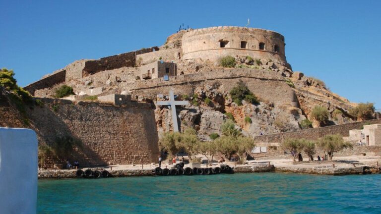 Saint Nicholas – Plaka – Spinalonga Tour From Heraklion