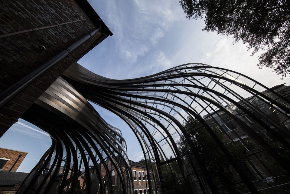 Bombay Sapphire Distillery: Guided Tour & Gin Cocktail - Tour Highlights