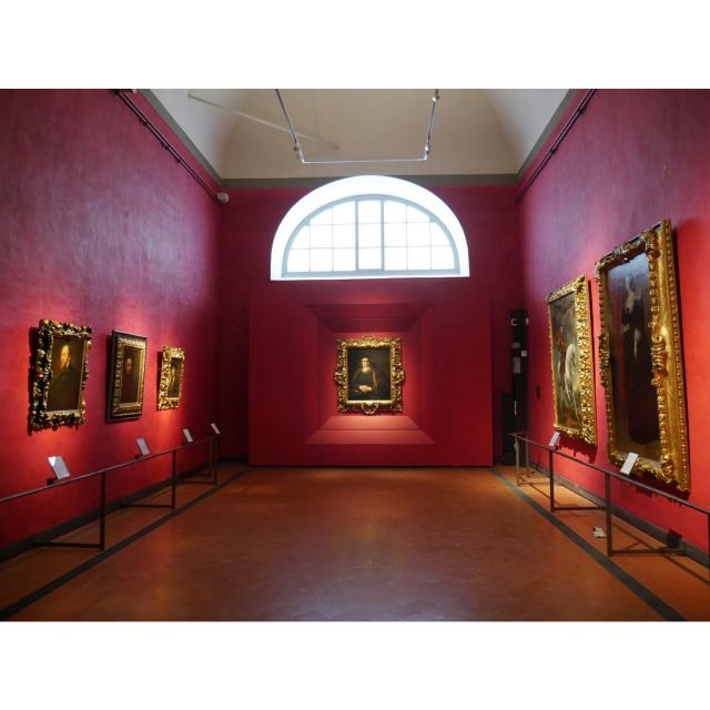 Florence: Private Uffizi Gallery & City Walking Guided Tour - Experience