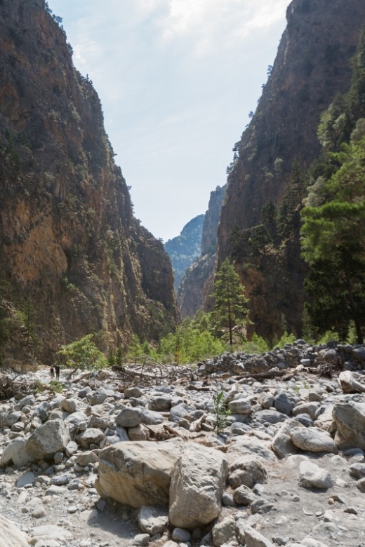 From Heraklion: Majestic Guided Hike Through Samaria Gorge - Experience