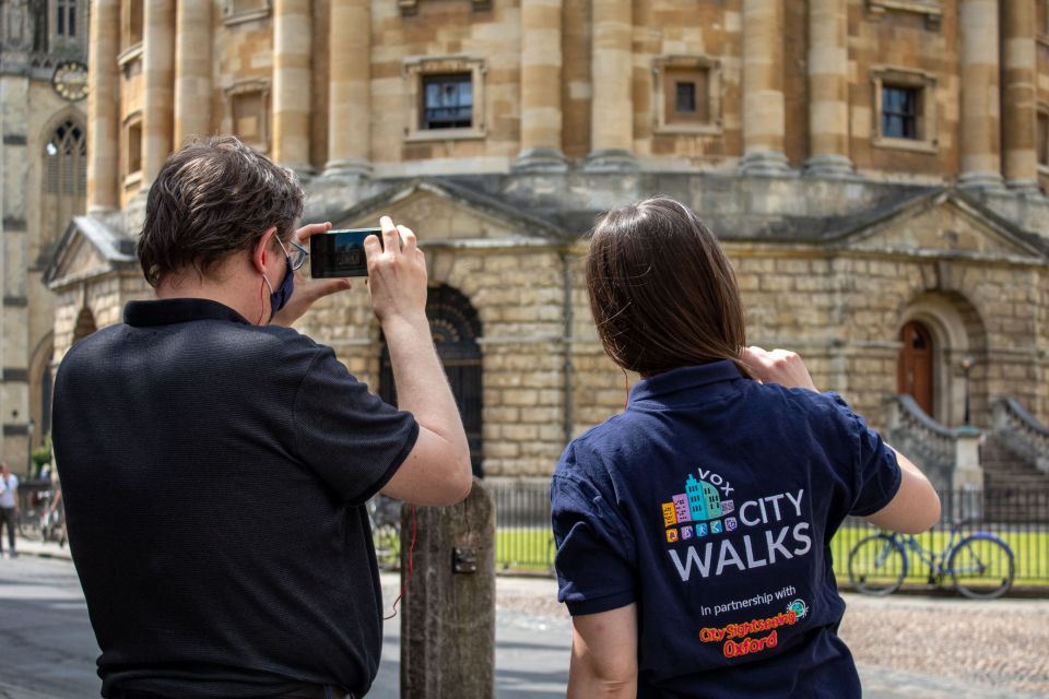 Oxford: Stepping Through Oxford Walking Tour - Language and Highlights