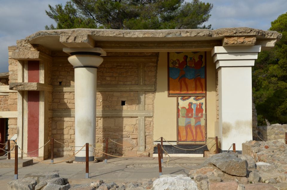 From Chania: Knossos Palace and Heraklion Full-Day Tour - Inclusions