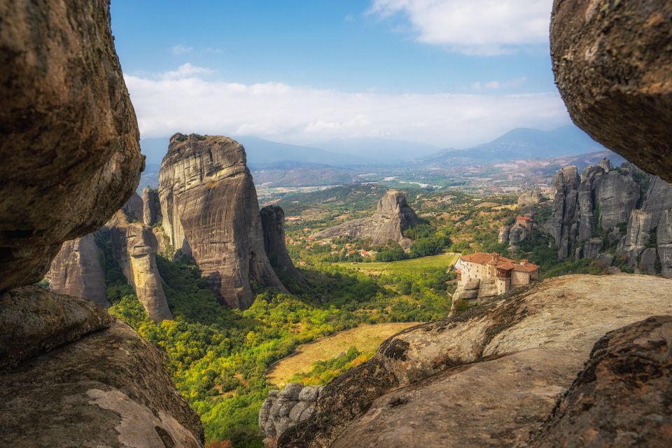 Kalabaka: Meteora Monasteries Minibus Tour With Photo Stops - Tour Highlights