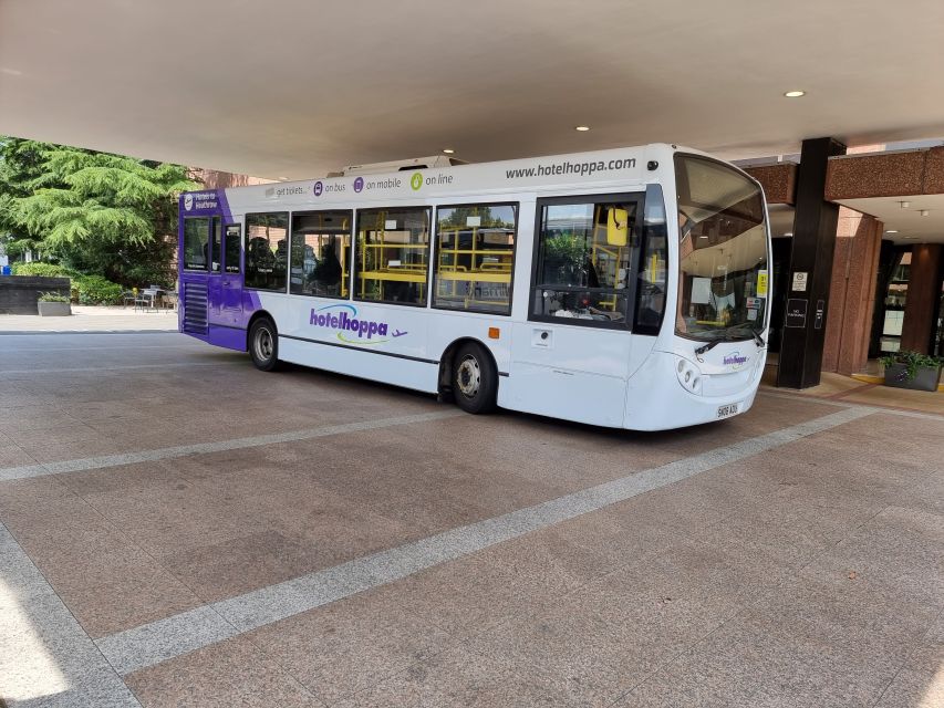 London: Bus Transfer Between Heathrow Airport & Premier Inn - Reservation