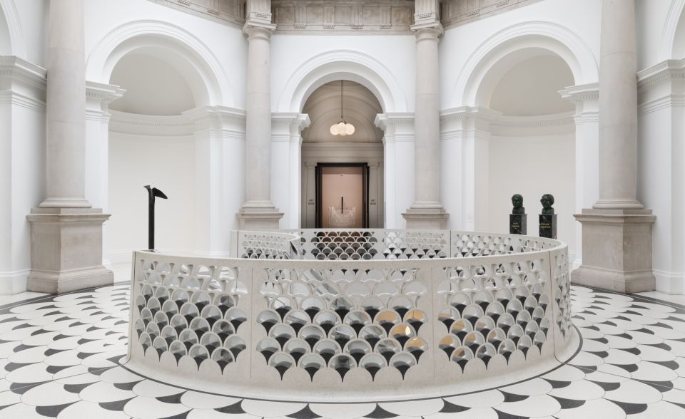 London: Tate Britain Official Discovery Tour - Language and Accessibility