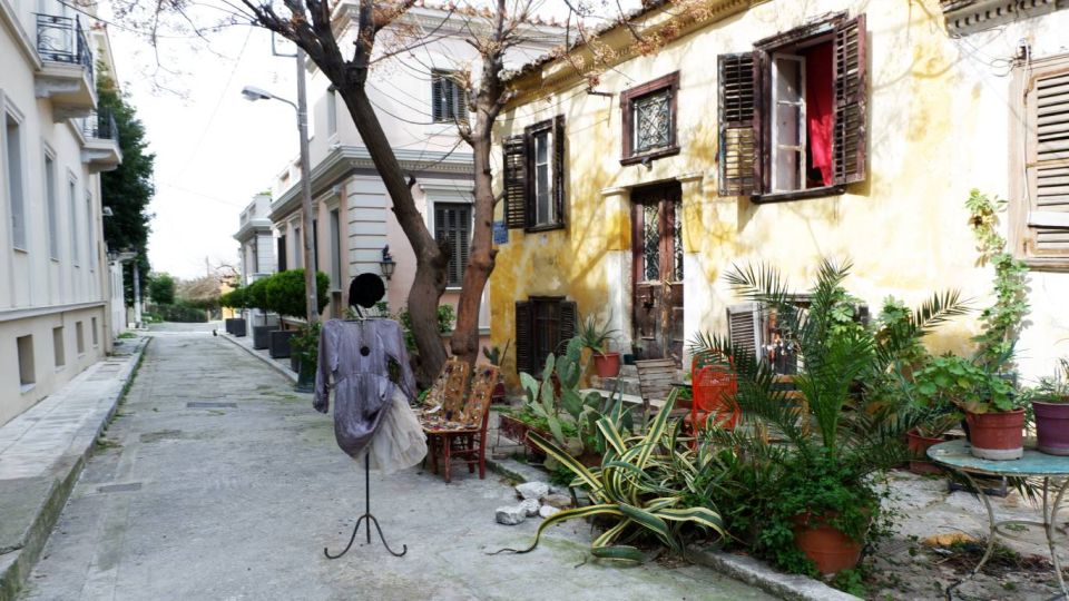 Athens: Plaka Neighborhood Self-Guided Game & Tour - Activities