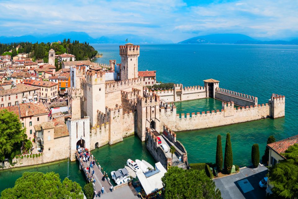 From Verona: a Day Out to Lake Garda - Meeting Point