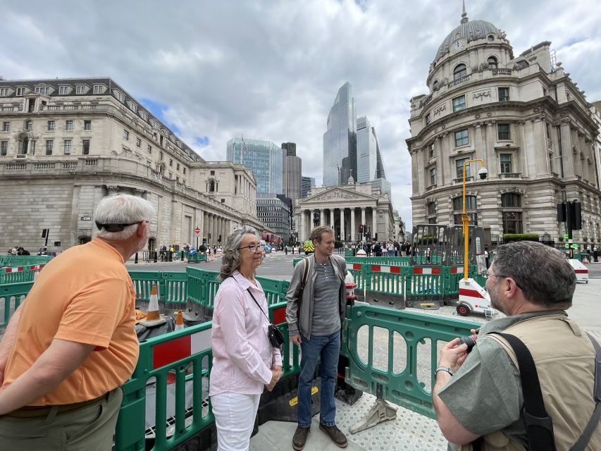 Roman Ruins to Blitz Bombings: Londons Fiery History - Industrial Revolution Impacts