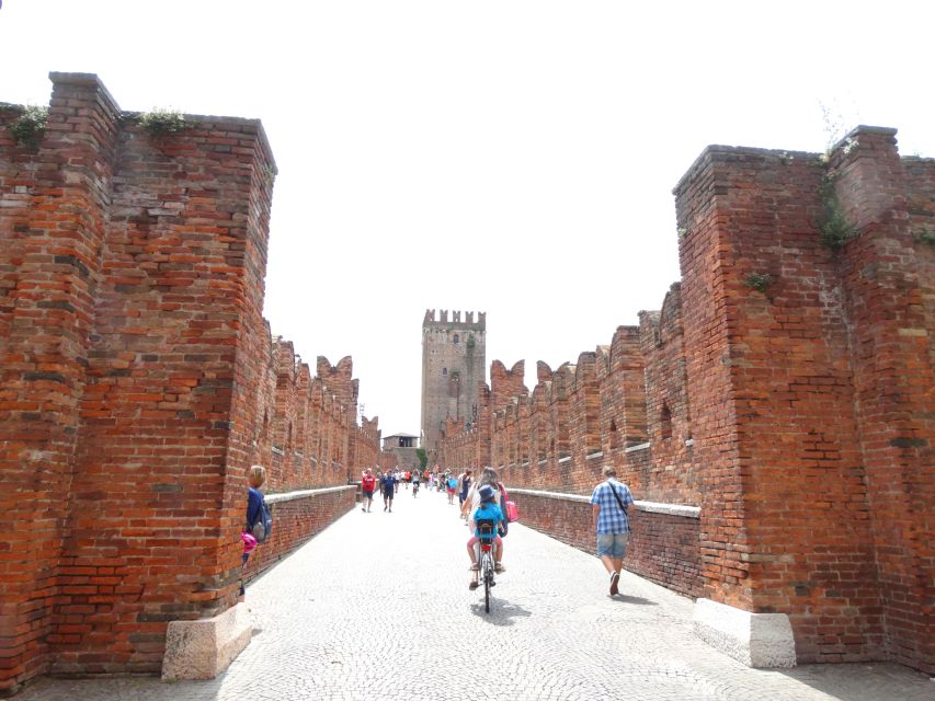 Verona Private Tour: the Place of Lovers - Includes