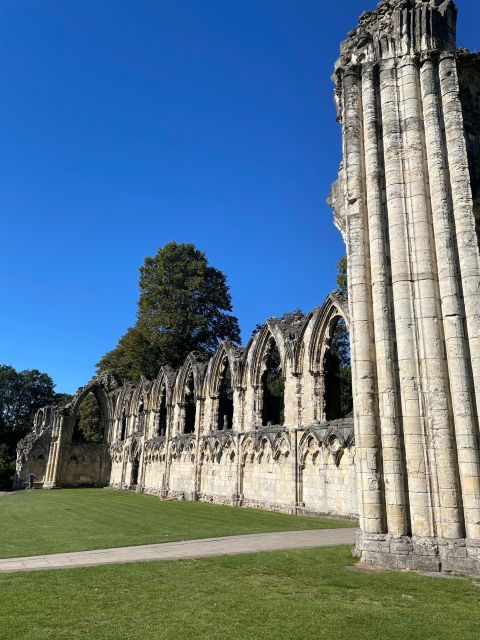 York: City Chronicles Historical Walking Tour - Meeting Point