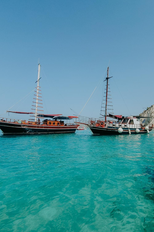 Argostoli: Full-Day Boat Trip With Lunch & Unlimited Drinks - Customer Reviews