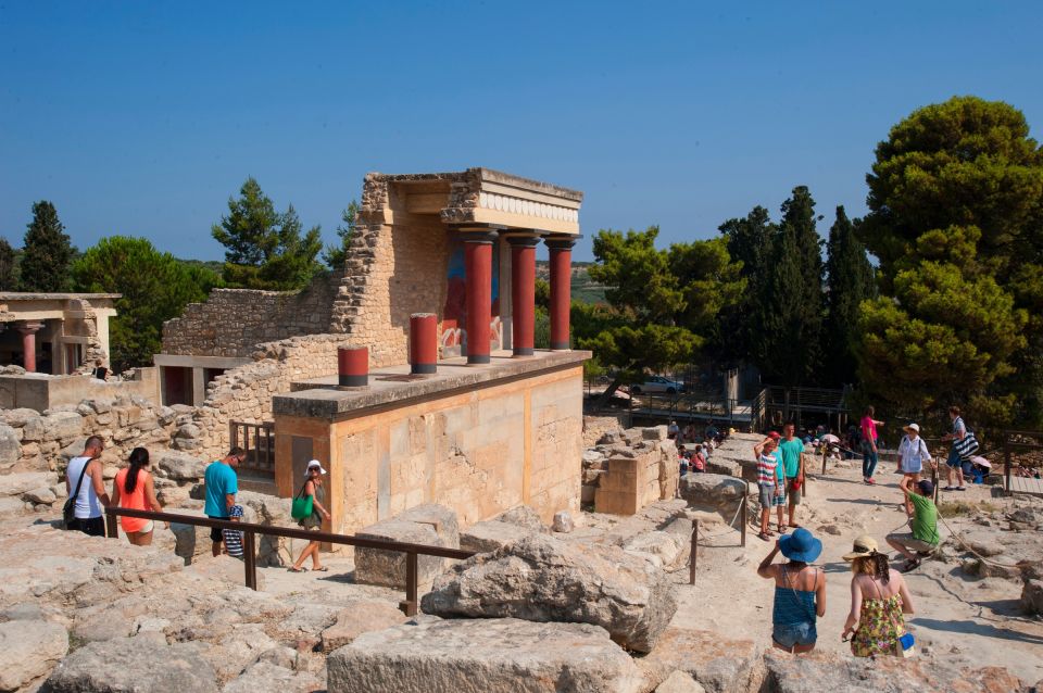 Crete: Knossos Palace, Heraklion City, Market Guided Tour - Minoan Farm Experience