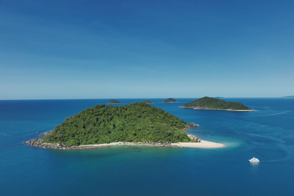 Dunk & Secret Cassowary Island Xpedition Cairns Day Return - Island Exploration & Activity Details