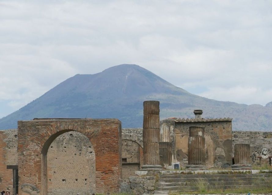 From Naples: Pompeii and Herculaneum VIP Tour With Lunch - Important Information