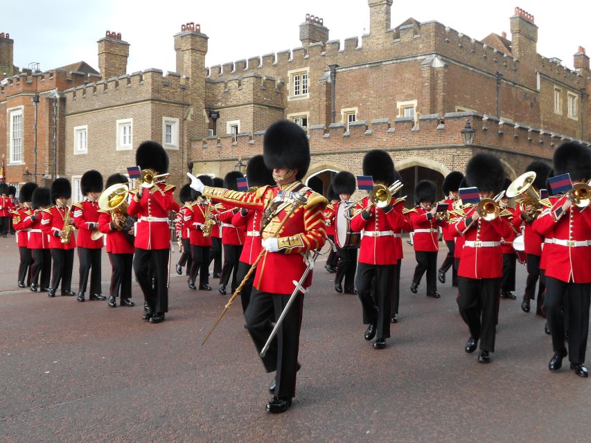 London: Changing of the Guard Walking Tour - Directions