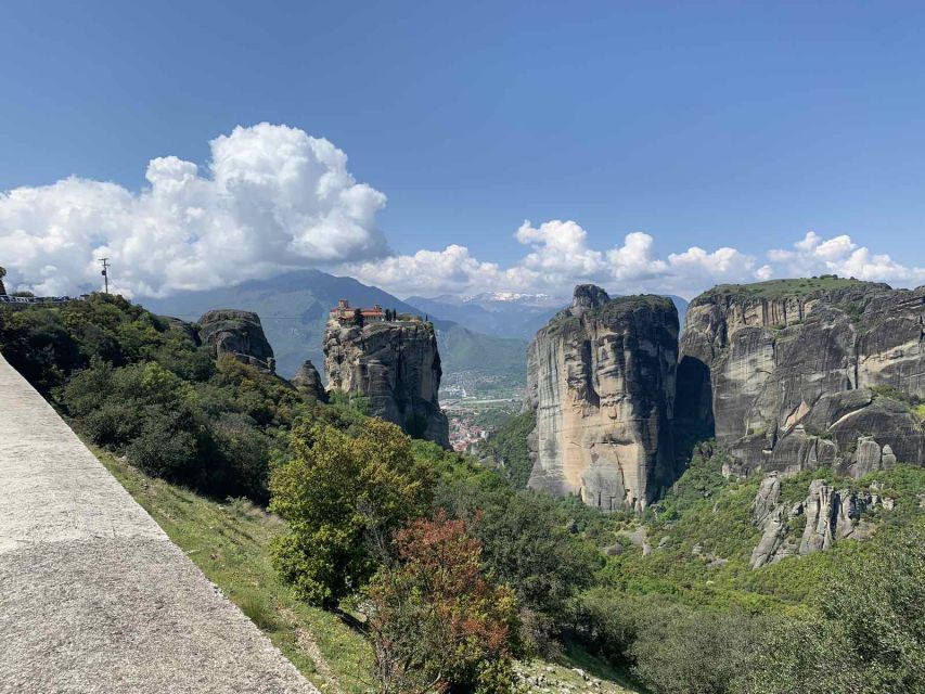 Midday Tour in Meteora From Kalabakas Trainstation - Last Words