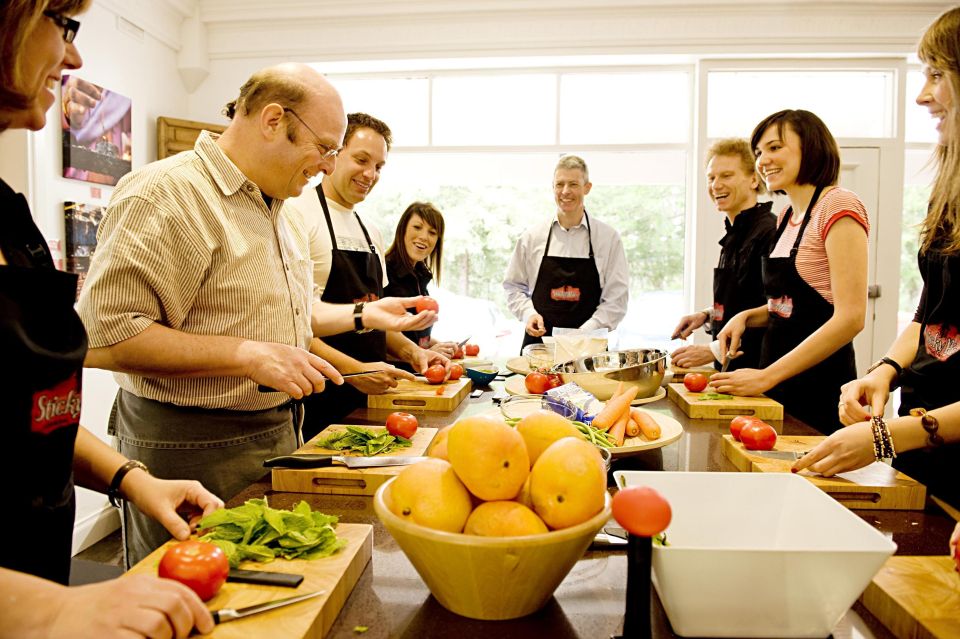 Private Cooking Class With Como - Common questions