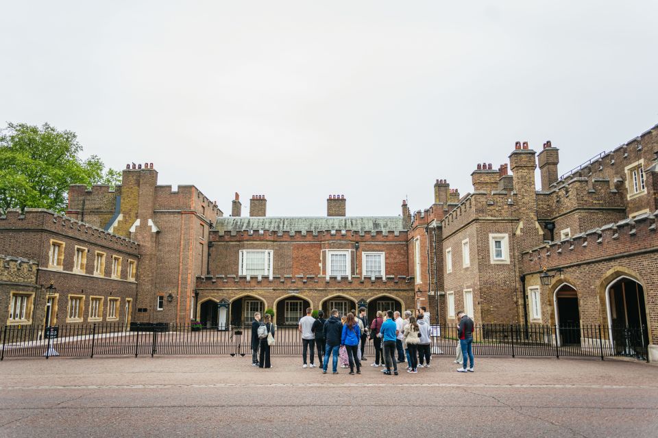 London: Ghost Walk and River Thames Boat Ride - Last Words