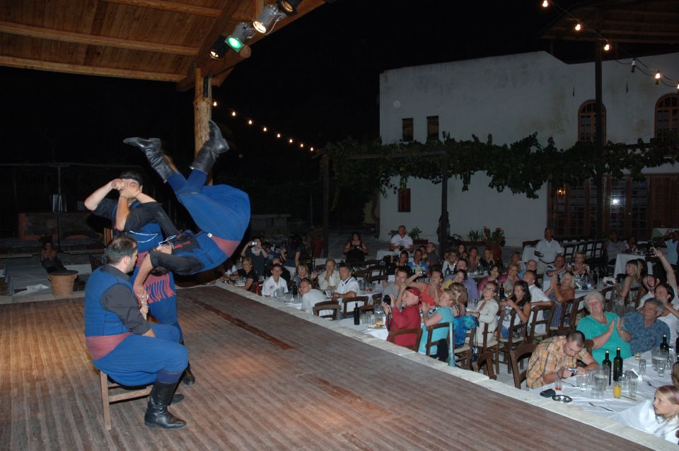 Heraklion: Cretan Folklore Night With Buffet at Karouzanos - Inclusions and Pickup Locations