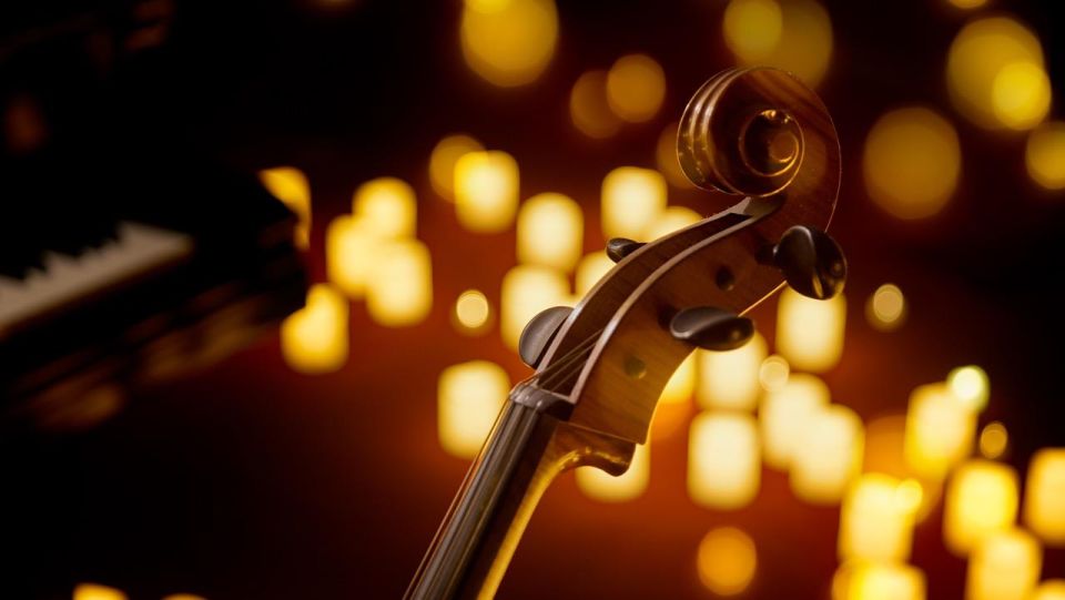 London: Candlelight Concert Ticket With Glass of Prosecco - Key Points