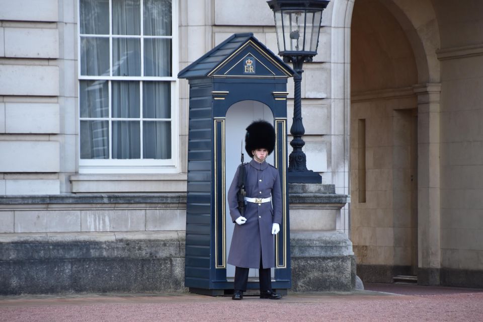 London: Royal London and Changing of the Guard Tour - Key Points