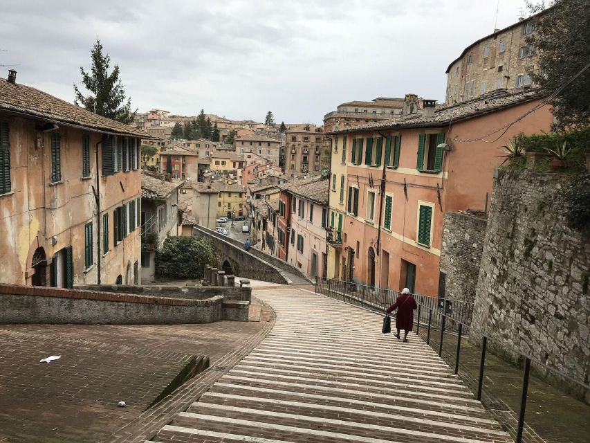 Perugia Private Guided Walking Tour - Key Points