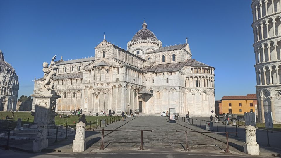 Visit Pisa & Lucca With Lunch in a Family-Run Winery - Key Points