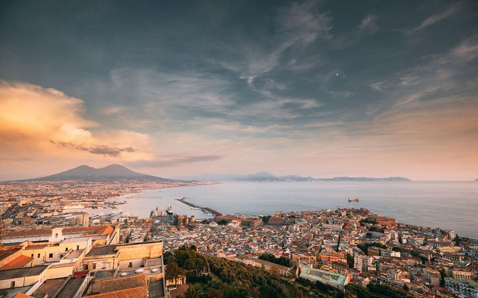 Amalfi Coast Transfer to Naples & Guided Pompeii Tour