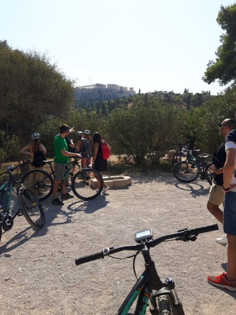 Athens: Scenic E-Bike Tour in Historical Center