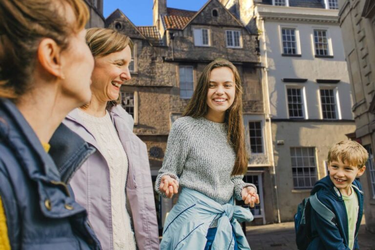 Bath: Self-Guided City Sightseeing Treasure Hunt