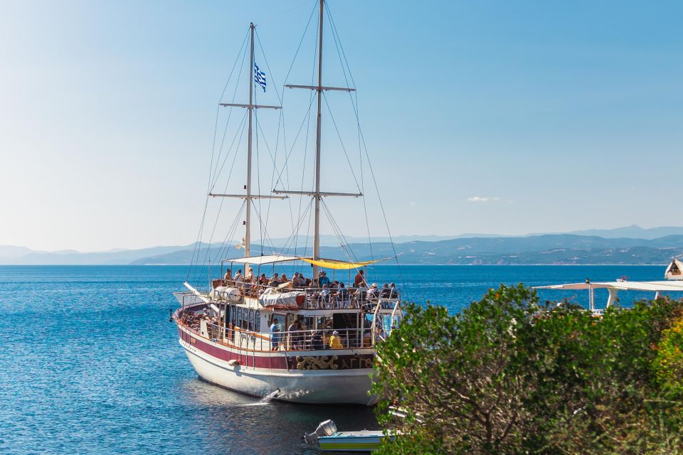 From Thesssaloniki: Mount Athos and Ammouliani Fun Cruise