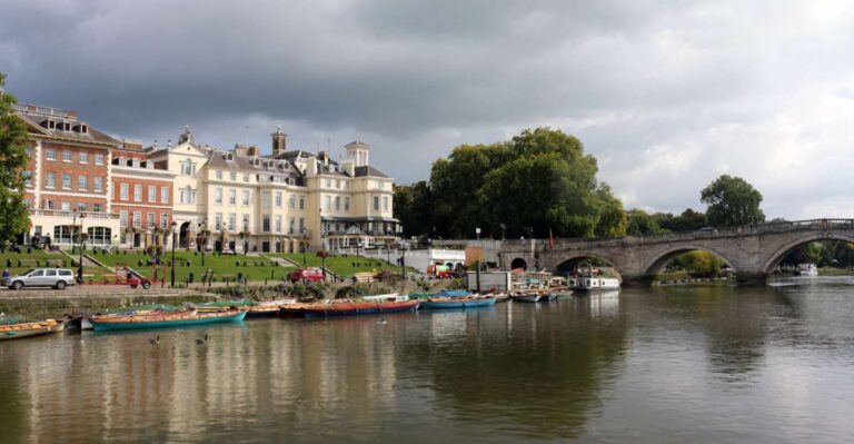 London: Kew to Richmond Court River Thames Cruise