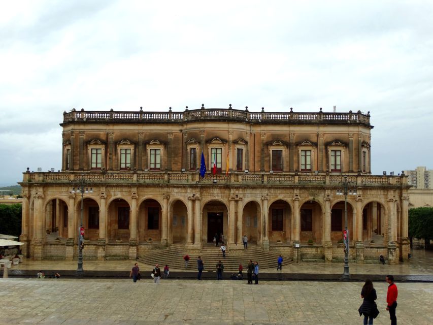 1 noto sicilian baroque architecture guided walking tour Noto: Sicilian Baroque Architecture Guided Walking Tour