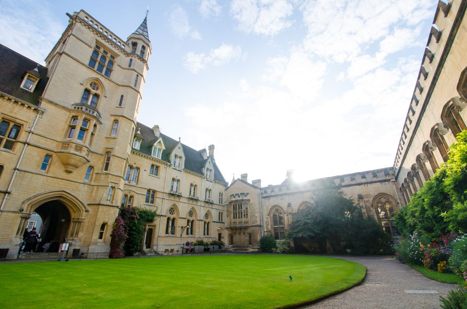 Oxford: Explore Oxford University and City With Alumni Guide