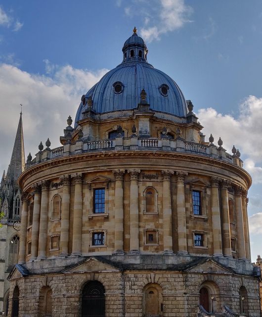 Oxfords Famous and Secret Wonders in Italian