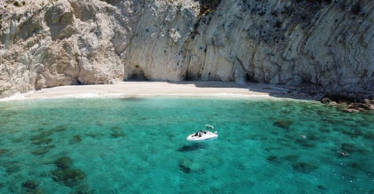 Pagi: Corfu Island Speedboat Sea Tour and Lunch