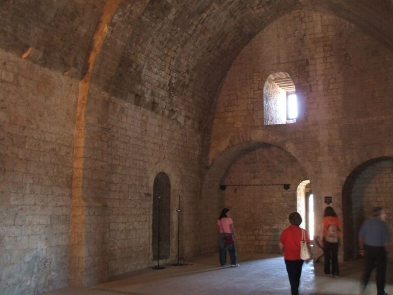 Private Tour of Conversano: Discover Ancient Norba