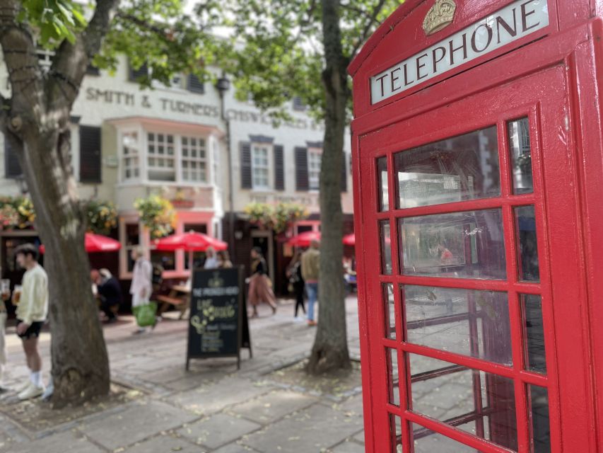 Richmond: Ted Lasso Guided Walking Tour