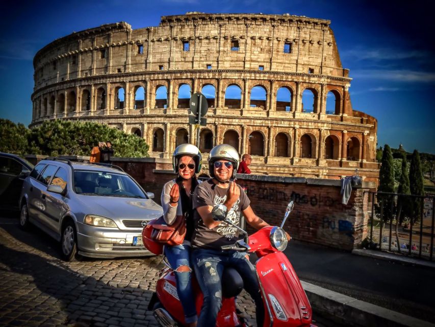 Rome: 125cc Vespa Primavera 24-, 48-, or 72-Hour Rental