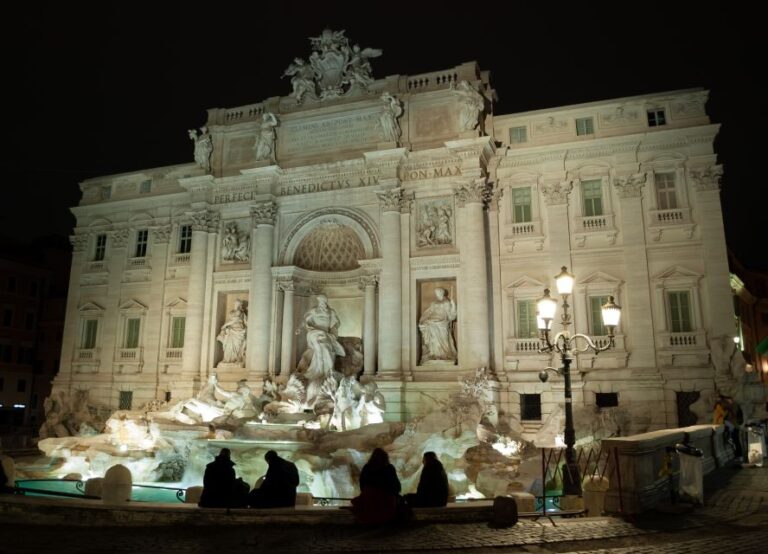 Rome: Small-Group Night Tour With Pizza and Gelato