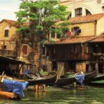 1 venice historical gondola yard private tour Venice: Historical Gondola Yard Private Tour