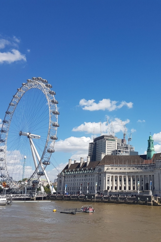 London: 15 Top City Sights Guided Group Walking Tour - Tower of London