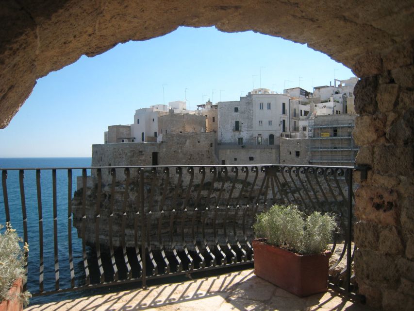 Polignano a Mare Walking Tour - Tour Highlights