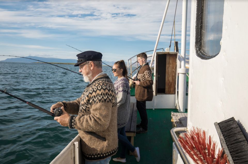 Reykjavik: 3-Hour Sea Angling Gourmet Experience Tour - Sea Angling Experience