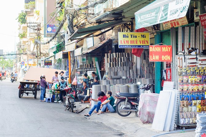 Half-day HO CHI MINH CITY CHINA TOWN TOUR BY CYCLO - Experience Highlights