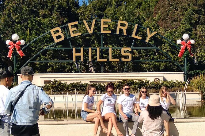 Hollywood and Beverly Hills Shared 3-Hour Tour With 3 Stops - Common questions