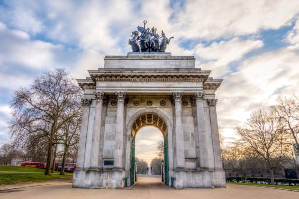 London - Historic Downtown a Self-Guided Audio Half Day Tour - Experience Highlights and Itinerary