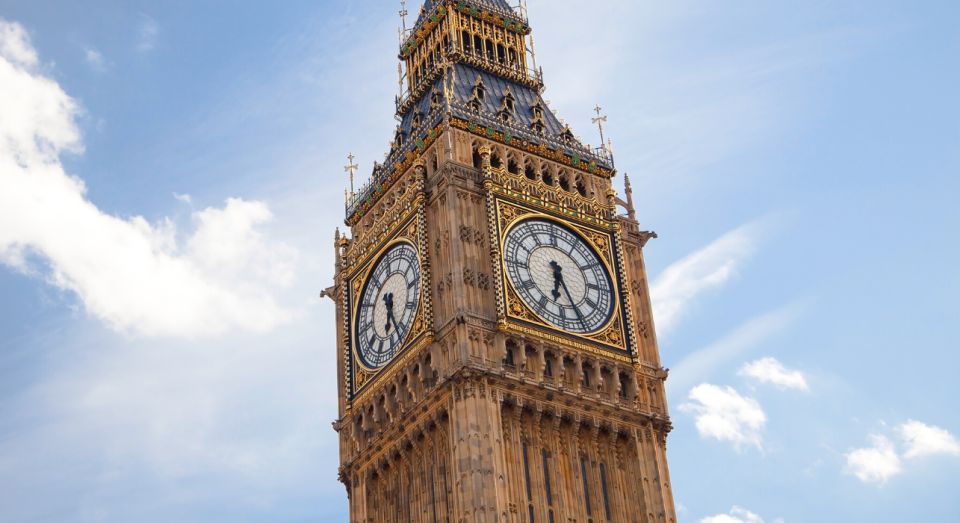 London: London Sightseeing Walking Tour With 30+ Sights - Live Tour Experience