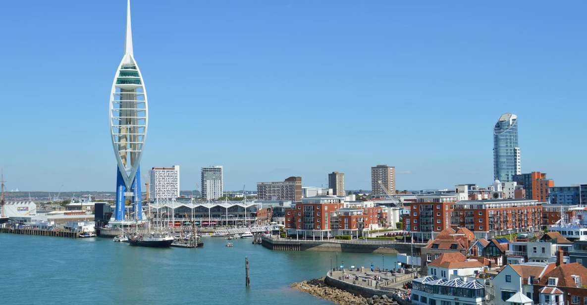 Portsmouth: Fun Puzzle Treasure Hunt to a Pub! - How to Play